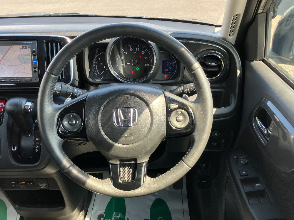 ホンダ N ONE プレミアムツアラーLD14枚目