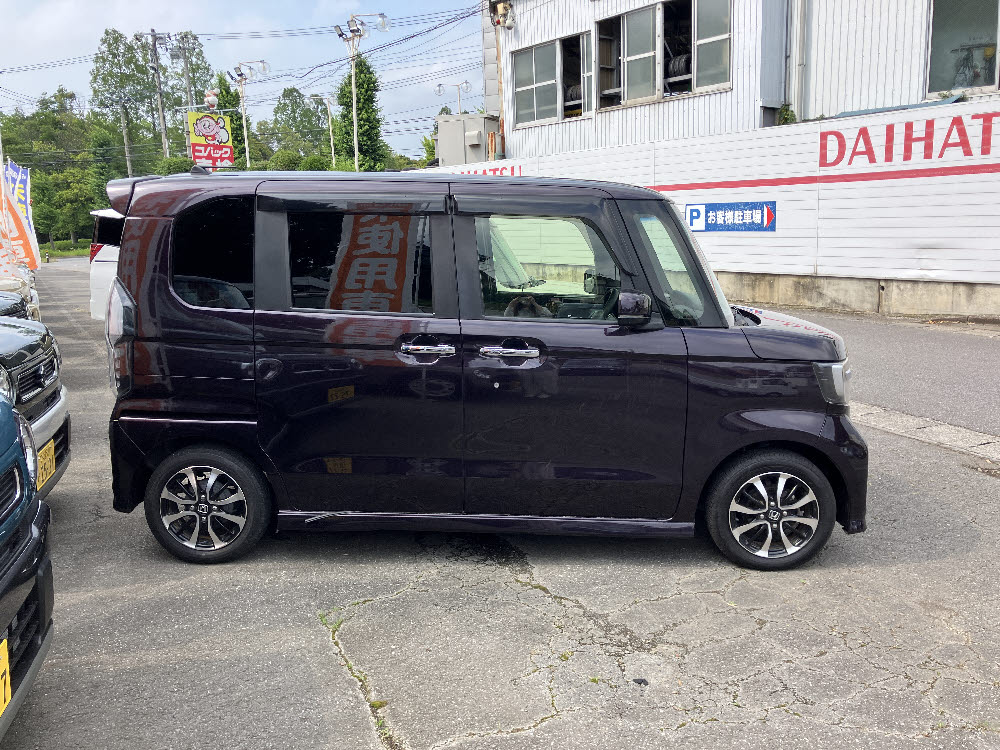 ホンダ N BOXカスタム GLホンダセンシング3枚目