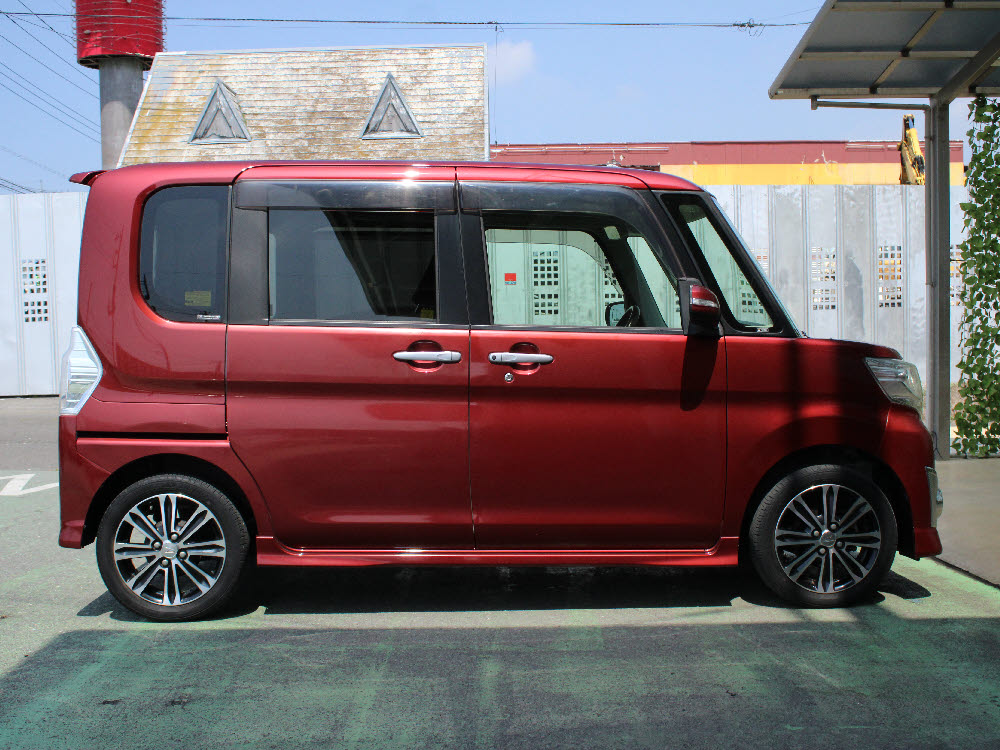 ダイハツ タントカスタム RS-SA3枚目