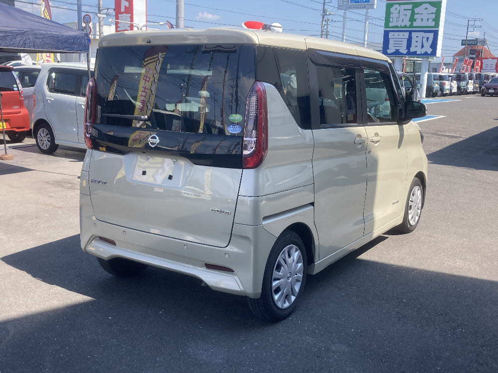 ニッサン　ルークス　X4枚目