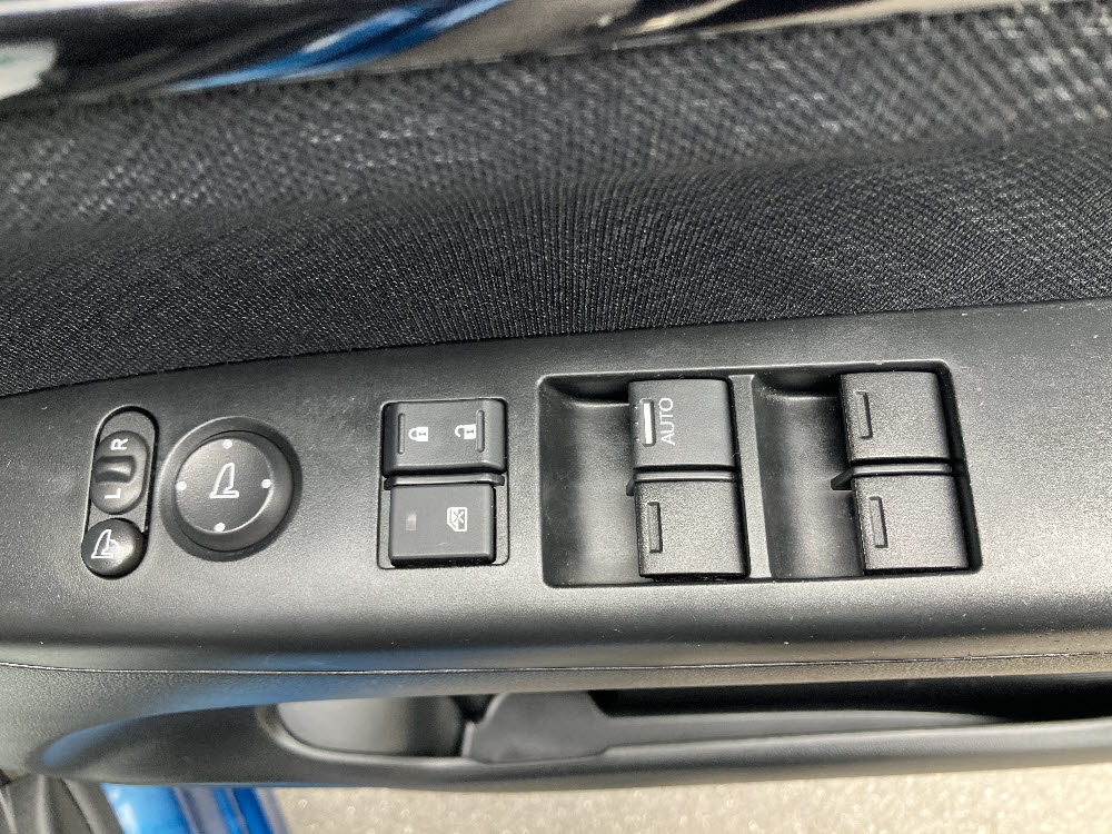 ホンダ　Ｎ ＢＯＸカスタム　GLパッケージ14枚目