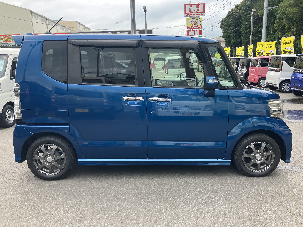 ホンダ　Ｎ ＢＯＸカスタム　GLパッケージ3枚目