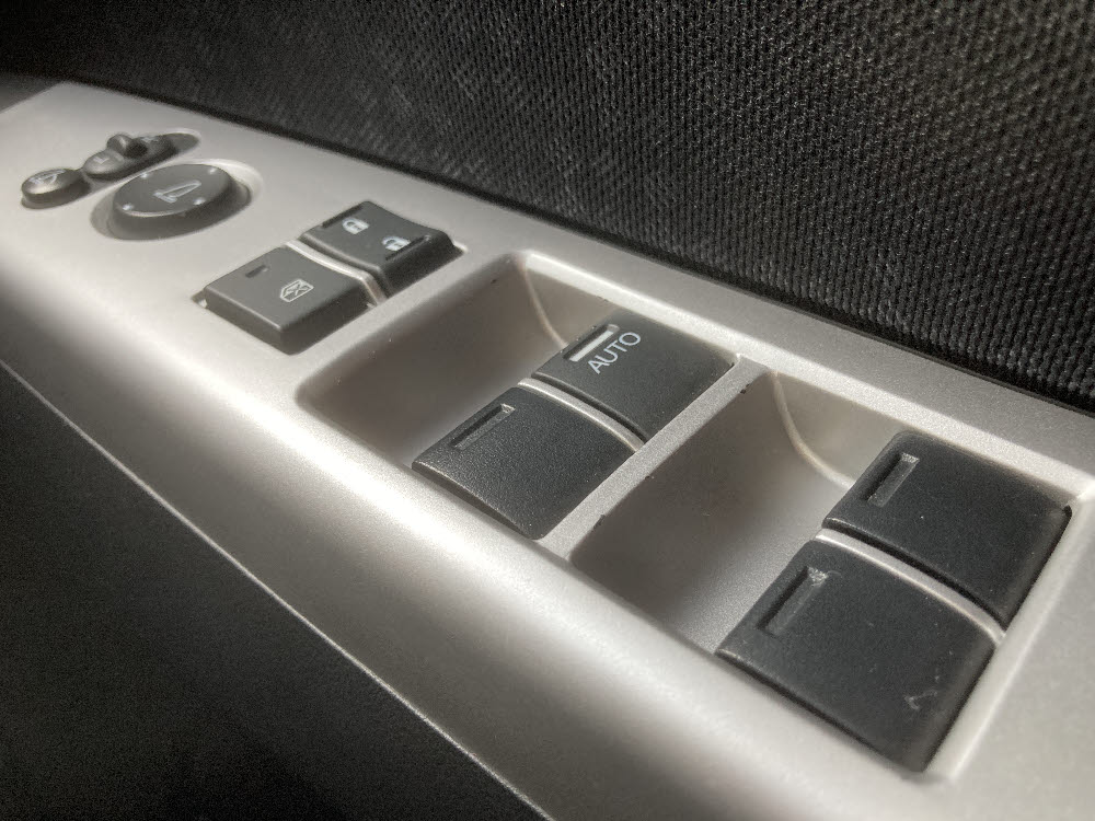 ホンダ　N BOXカスタム　SSパッケージ18枚目