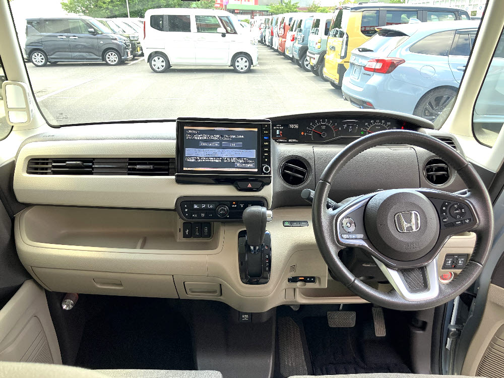 ホンダ N BOX GEXターボホンダセンシング11枚目