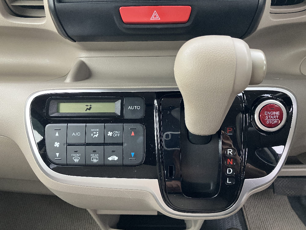 ホンダ N BOX C13枚目