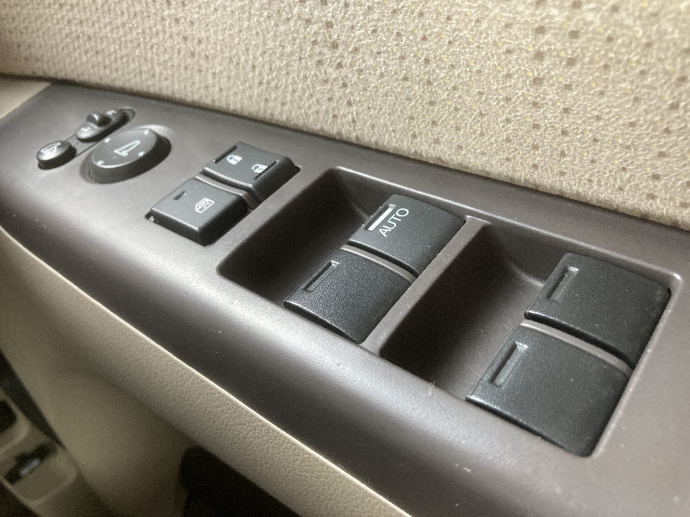 ホンダ N BOX GターボSSパッケージ17枚目