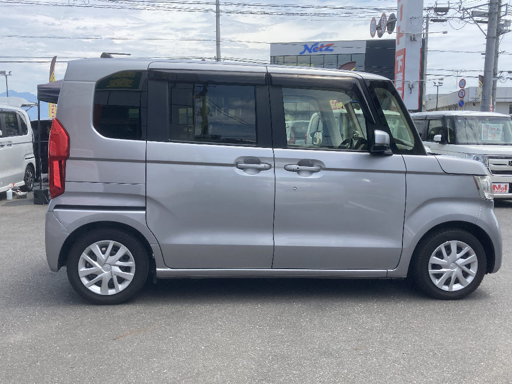 ホンダ　Ｎ ＢＯＸ　G3枚目