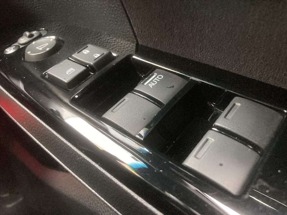 ホンダ N BOXカスタム GLホンダセンシング18枚目