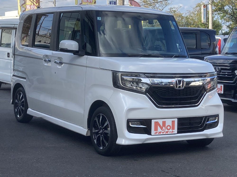 ホンダ N BOXカスタム GLホンダセンシング2枚目
