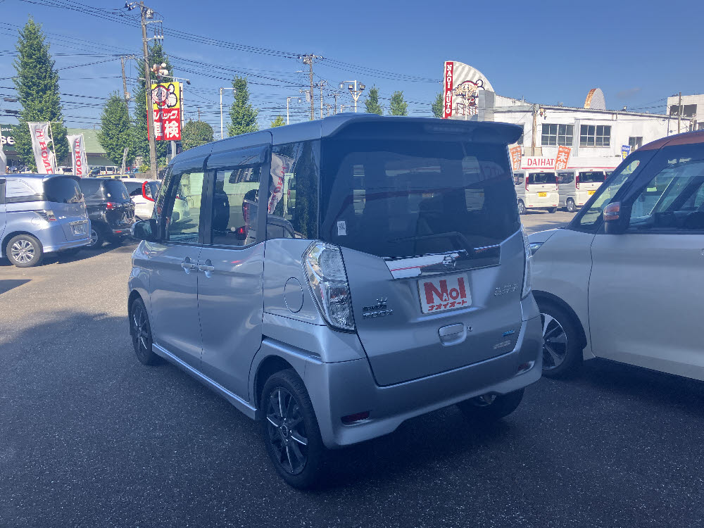 ニッサン デイズルークス ハイウェイスターS エマB4枚目