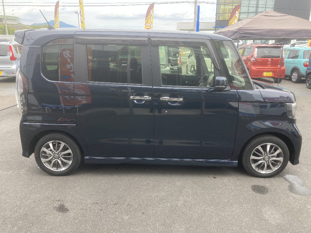 ホンダ　Ｎ ＢＯＸカスタム　EX　3枚目