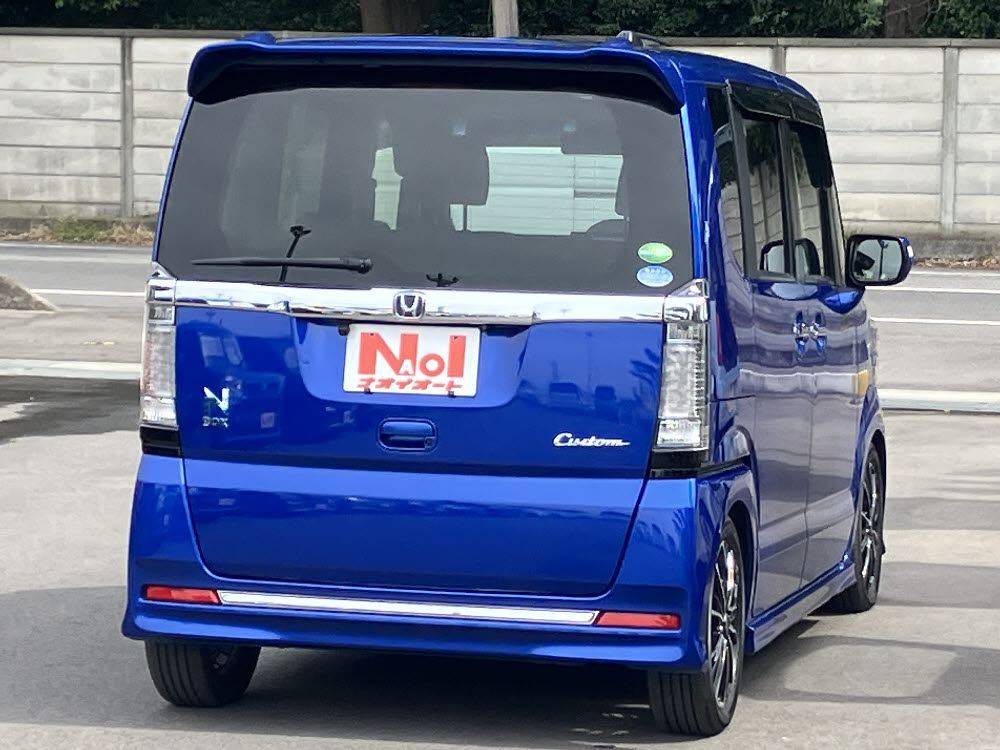 ホンダ　Ｎ ＢＯＸカスタム　GターボLパッケージ7枚目