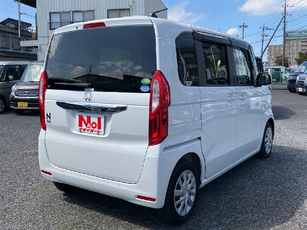 ホンダ N BOX L3枚目
