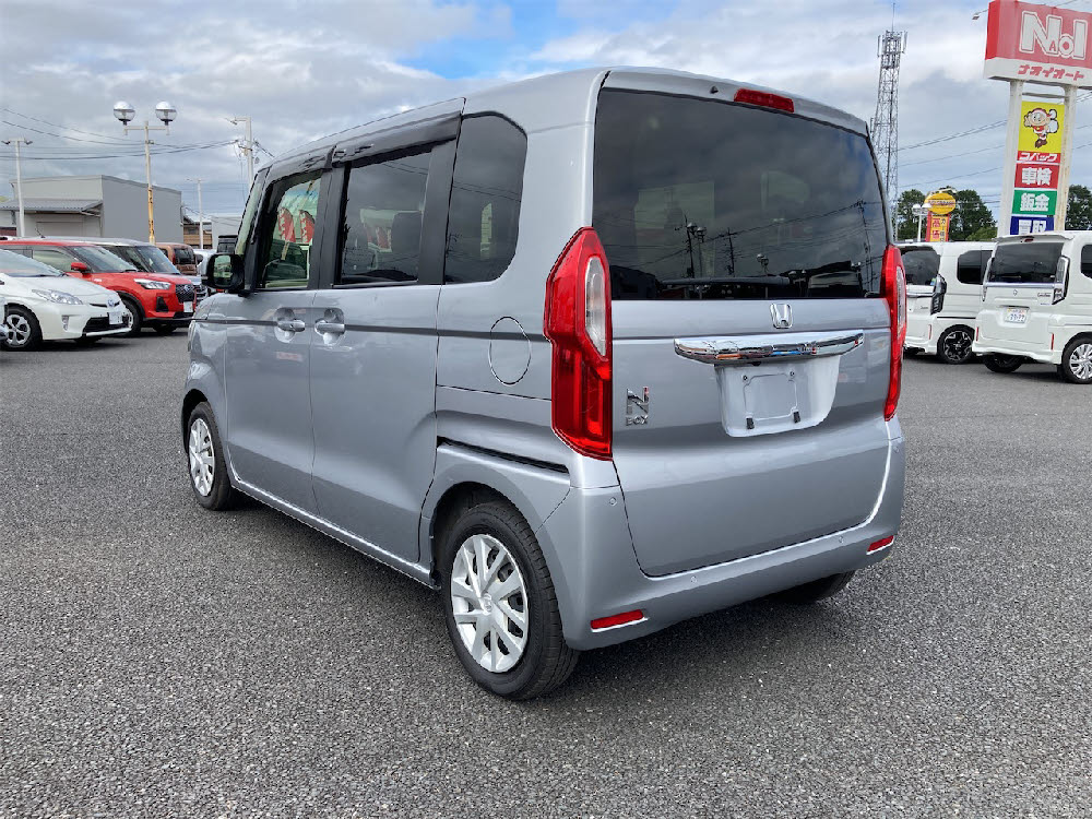 ホンダ N BOX L3枚目