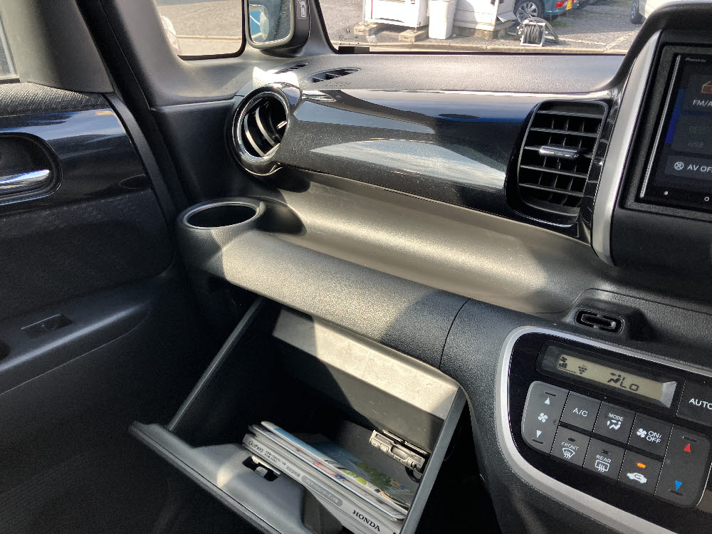 ホンダ N BOXカスタム ターボSSパッケージ18枚目