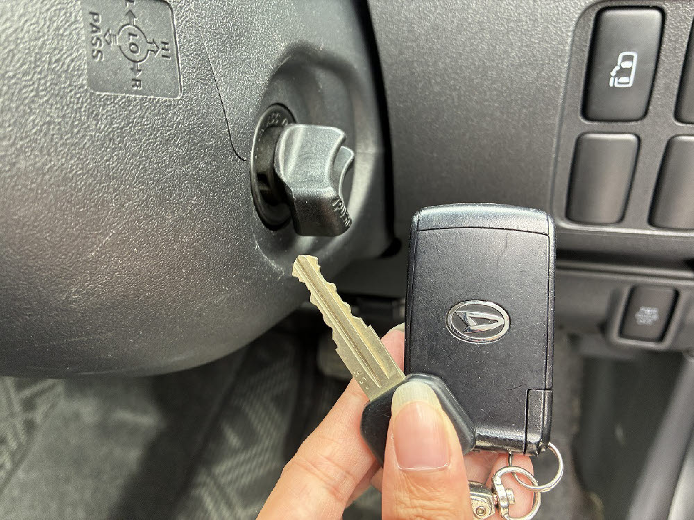 ダイハツ タントカスタム RS9枚目