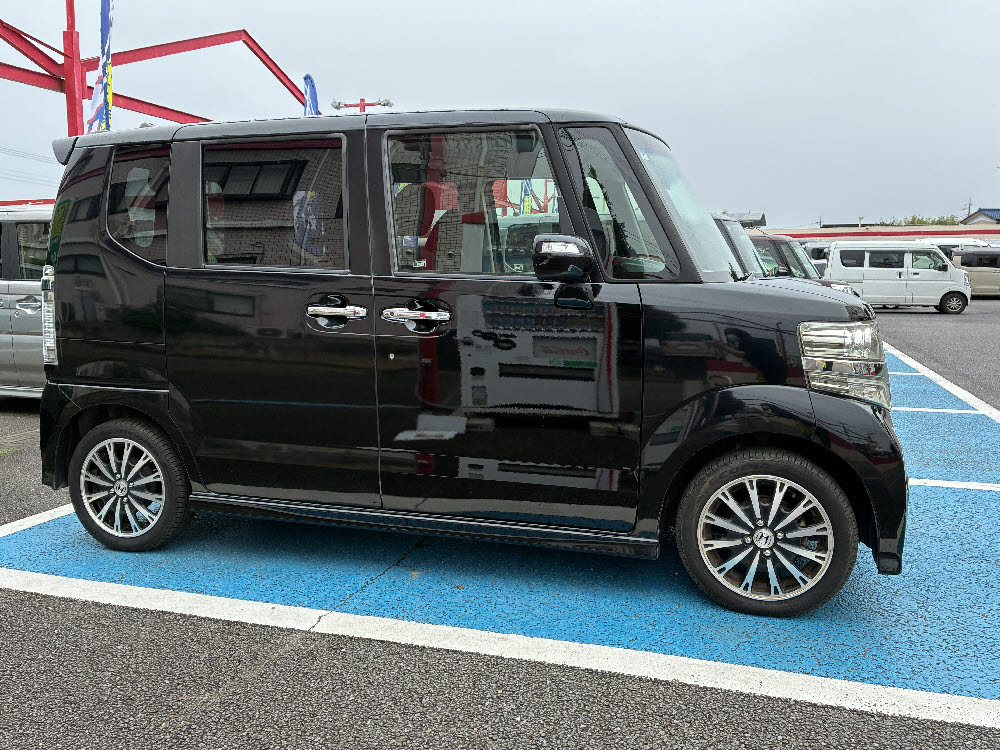 ホンダ　N BOXカスタム　GターボSSパッケージ3枚目