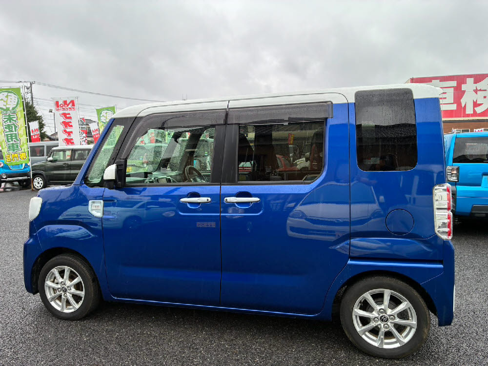 トヨタ ピクシス メガ L-SAⅢ7枚目