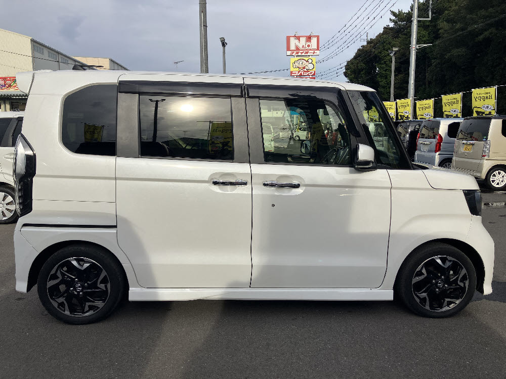 ホンダ　N BOXカスタム　G・Lターボホンダセンシング4枚目