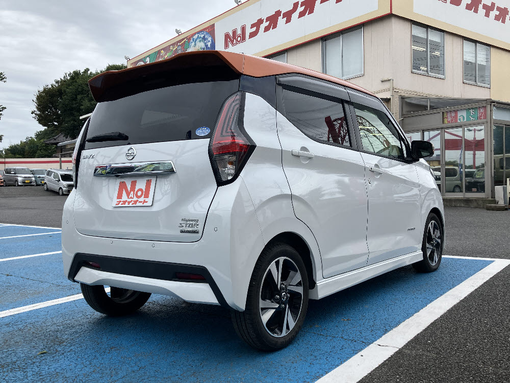 ニッサン　デイズ　ハイウェイスターGターボ4枚目