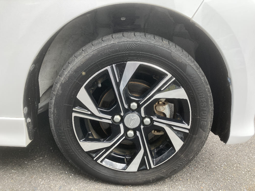 ダイハツ　タントカスタム　X8枚目