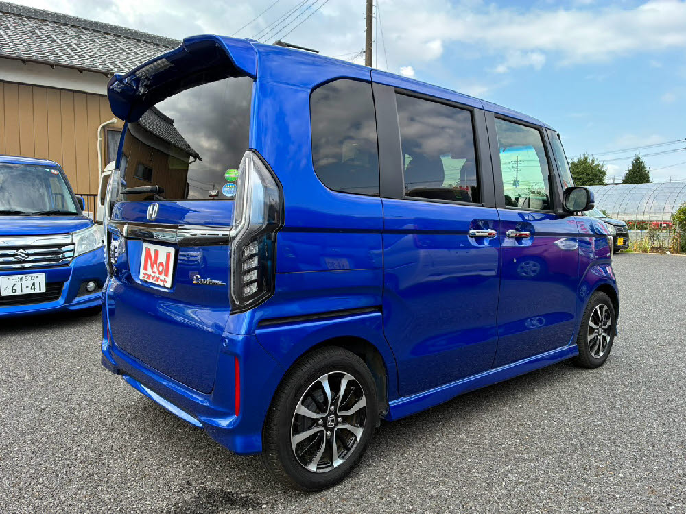 ホンダ N BOXカスタム GLホンダセンシング4枚目