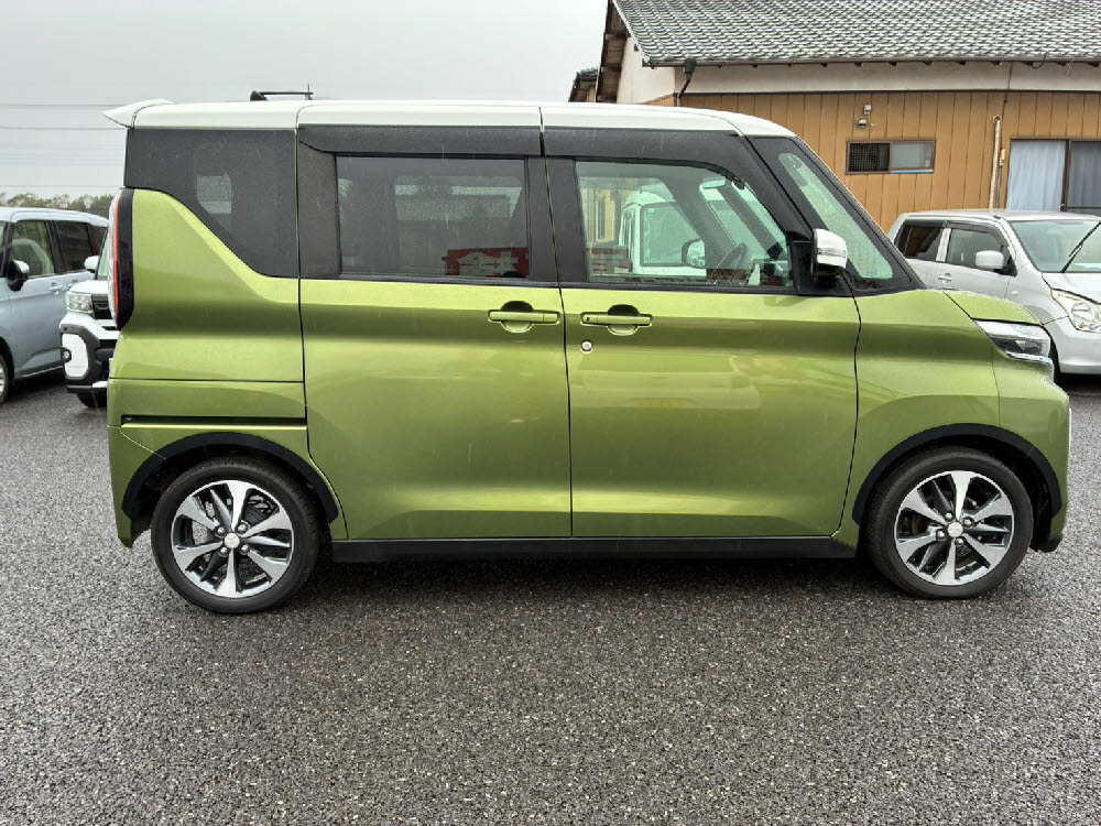 ミツビシ　ｅｋクロススペース　G3枚目
