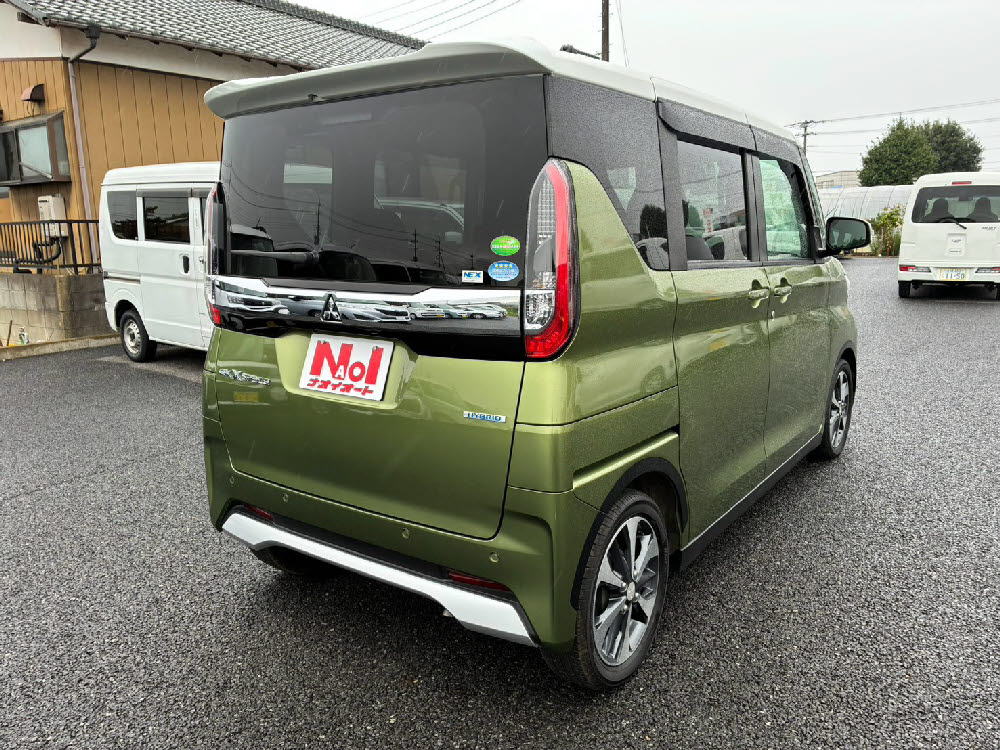 ミツビシ　ｅｋクロススペース　G4枚目