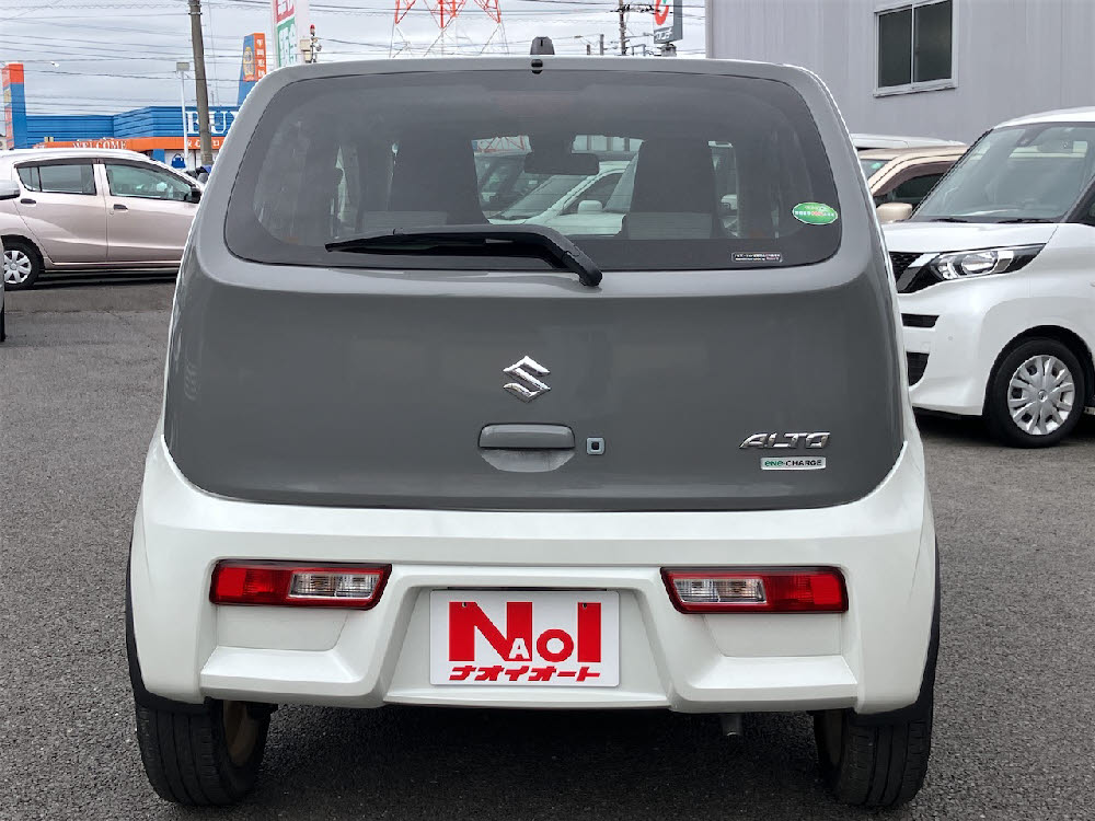 スズキ　アルト　X4枚目