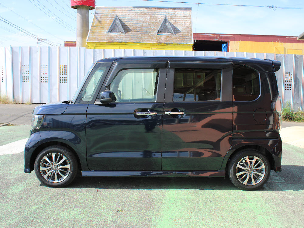 ホンダ　Ｎ ＢＯＸカスタム　L7枚目