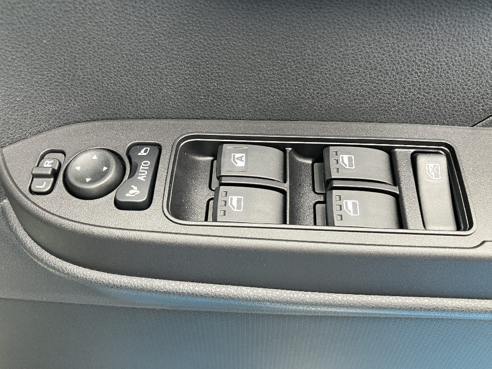 ダイハツ　タントファンクロス　ディスプレイオーデイオ15枚目