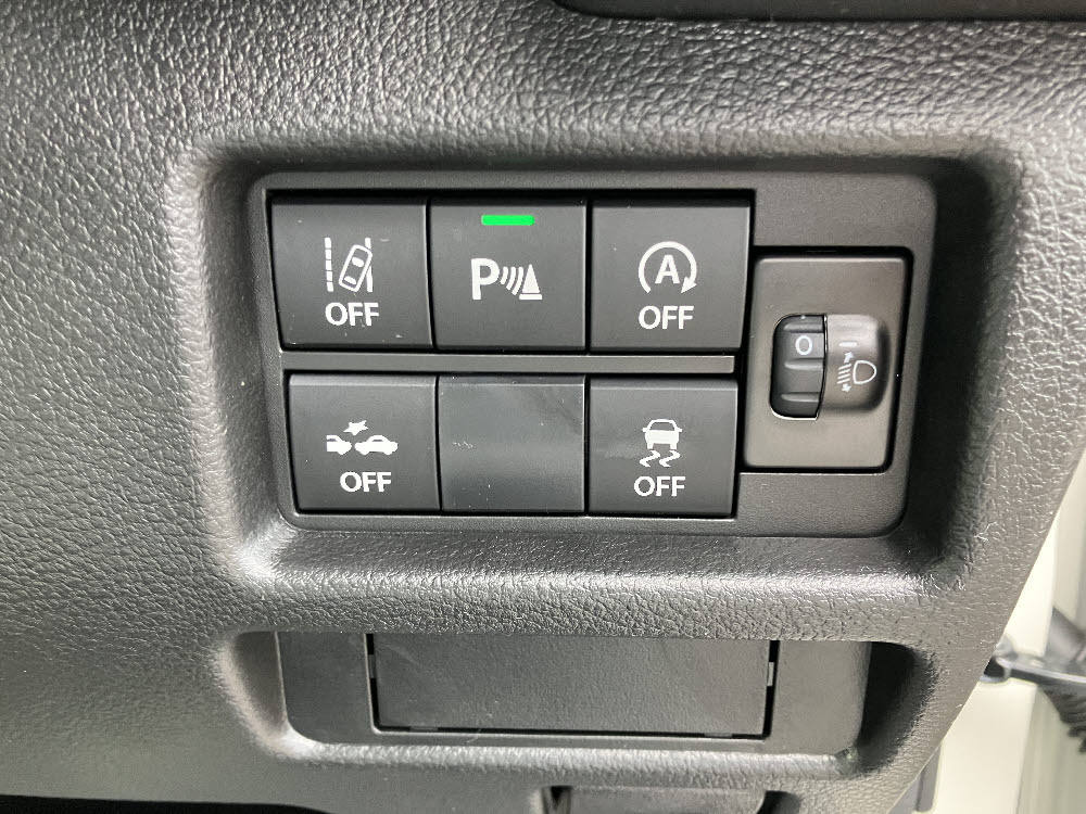 スズキ　ハスラー タフワイルド 2WD　ナビ付13枚目