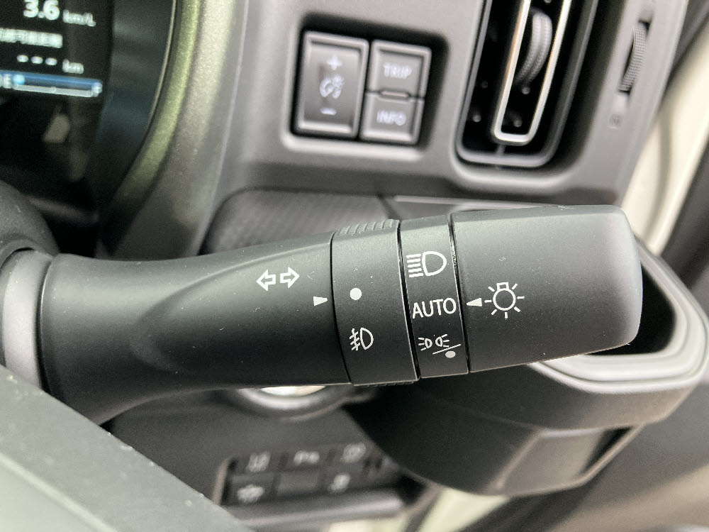 スズキ　ハスラー タフワイルド 2WD　ナビ付15枚目