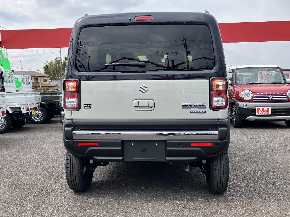 スズキ　ハスラー タフワイルド 2WD　ナビ付4枚目