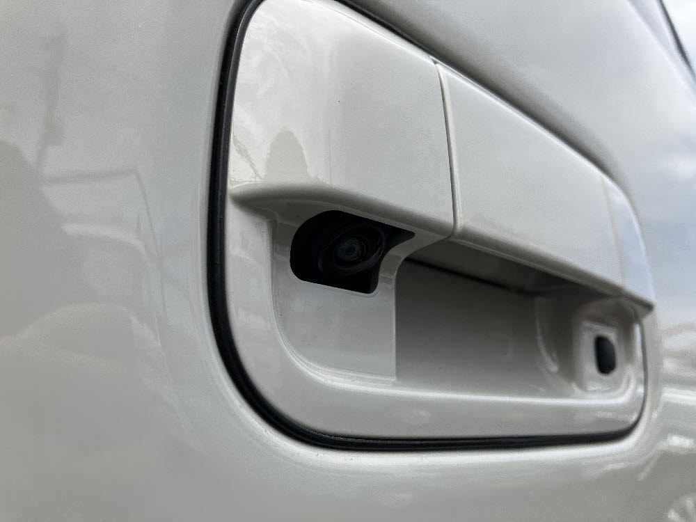 スズキ　ハスラー タフワイルド 2WD　ナビ付7枚目