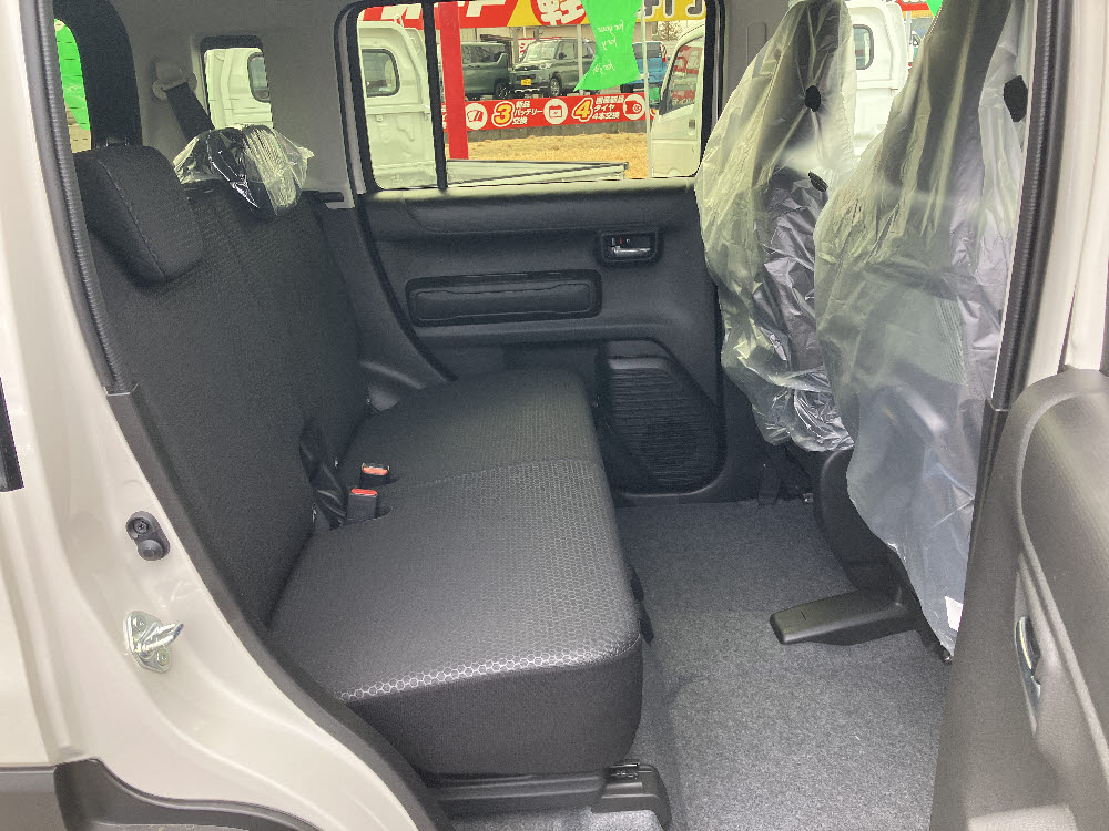 スズキ　ハスラー タフワイルド 2WD　ナビ付8枚目