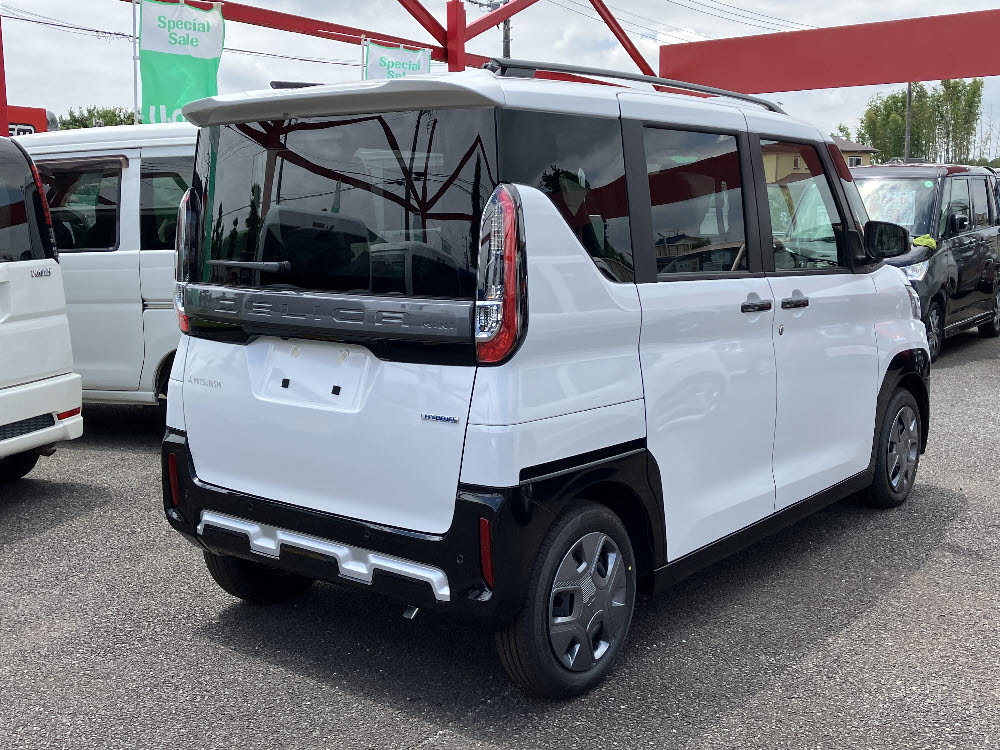 ミツビシ　デリカミニ　G3枚目