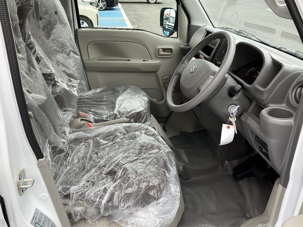 スズキ　エブリィバン PAリミテッド　2WD　CVT11枚目