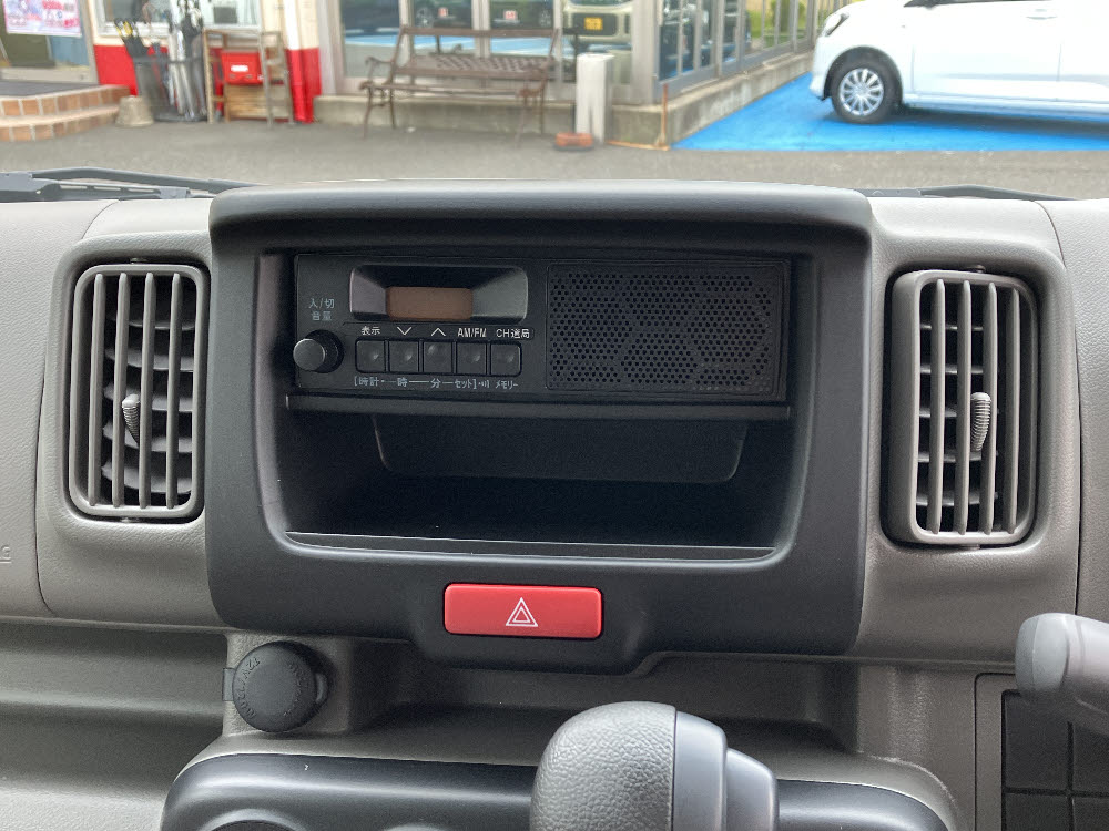 スズキ　エブリィバン PAリミテッド　2WD　CVT14枚目