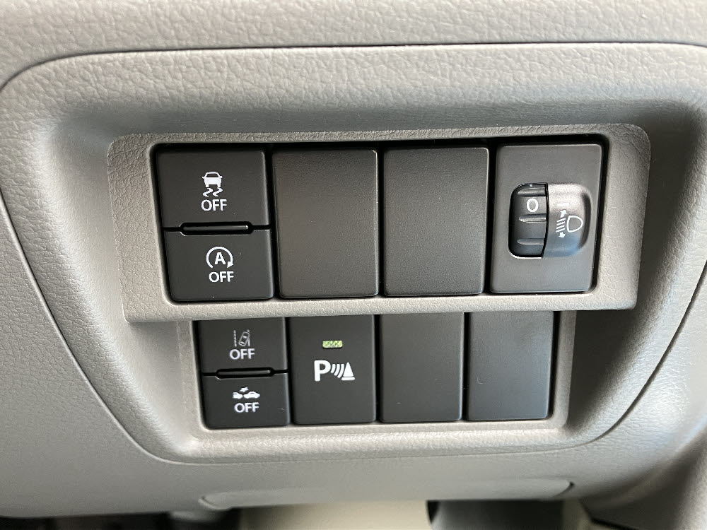 スズキ　エブリィバン PAリミテッド　2WD　CVT16枚目