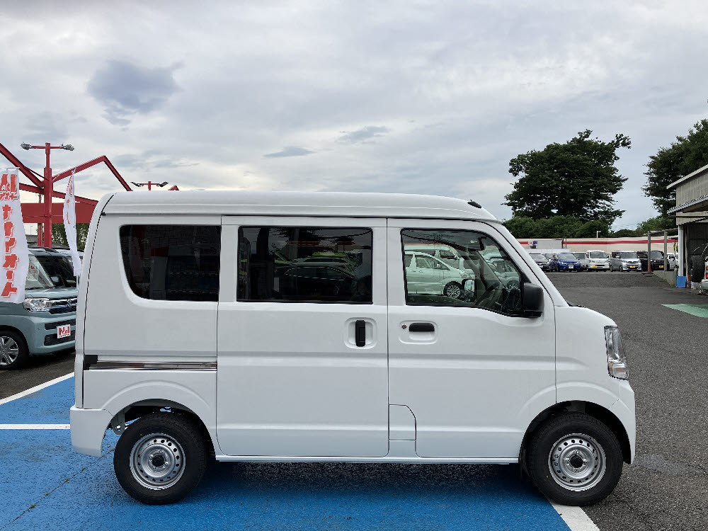 スズキ　エブリィバン PAリミテッド　2WD　CVT3枚目