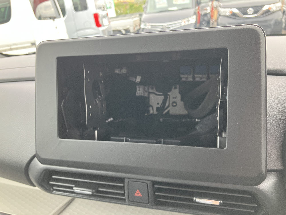 ミツビシ　デリカミニ　G15枚目