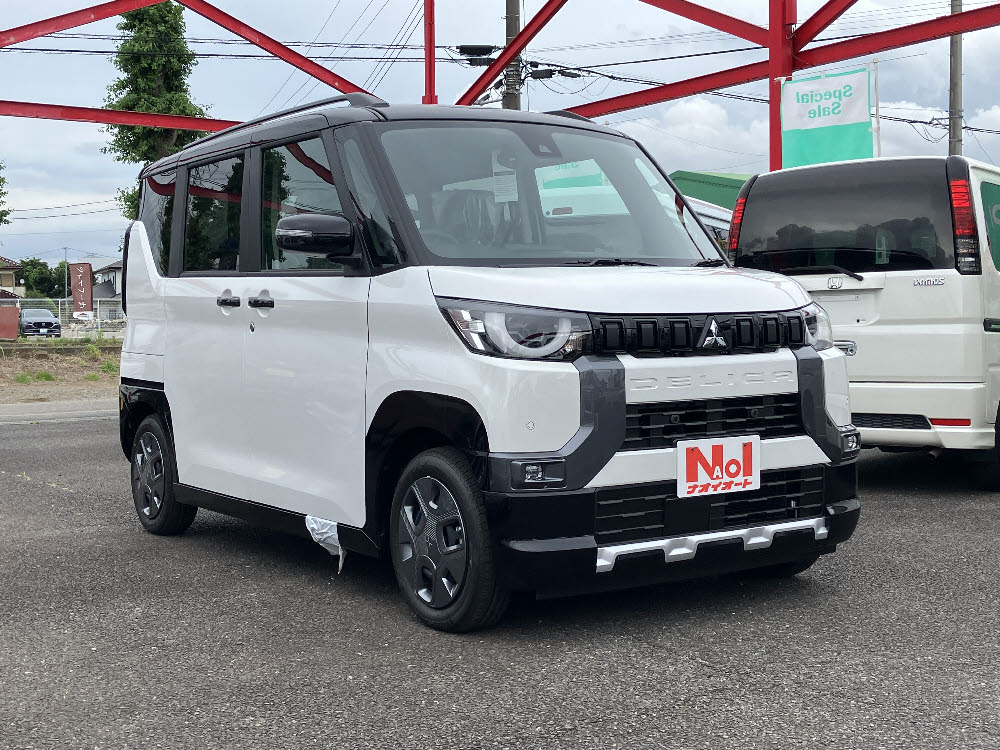 ミツビシ　デリカミニ　G2枚目