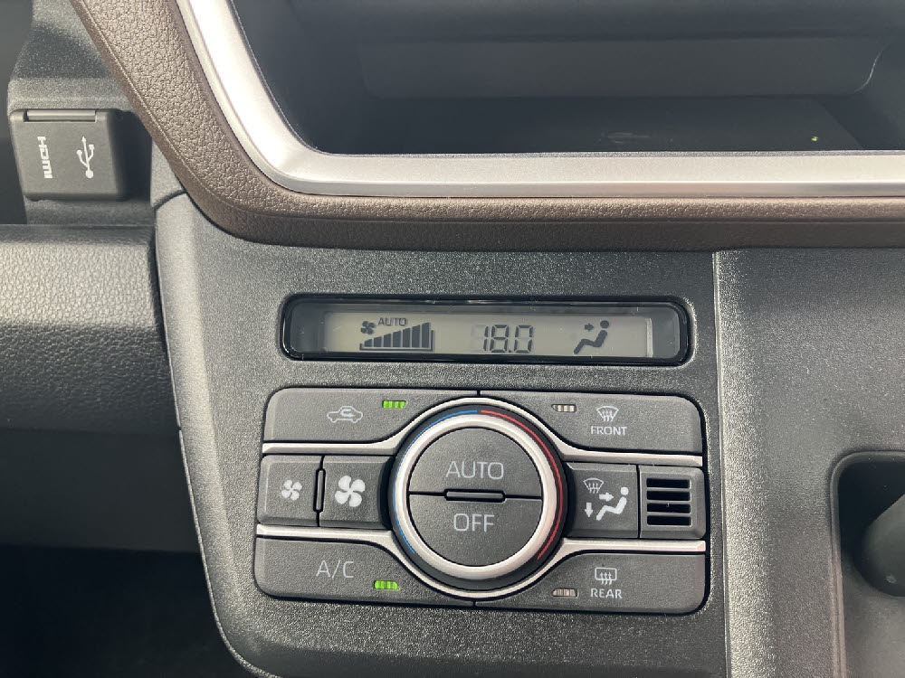 ダイハツ　ムーヴ　G　9インチDO13枚目