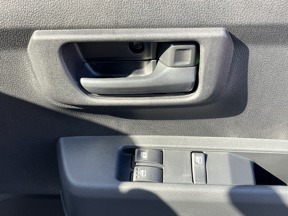 ダイハツ　ハイゼットカーゴ　デラックス　16枚目