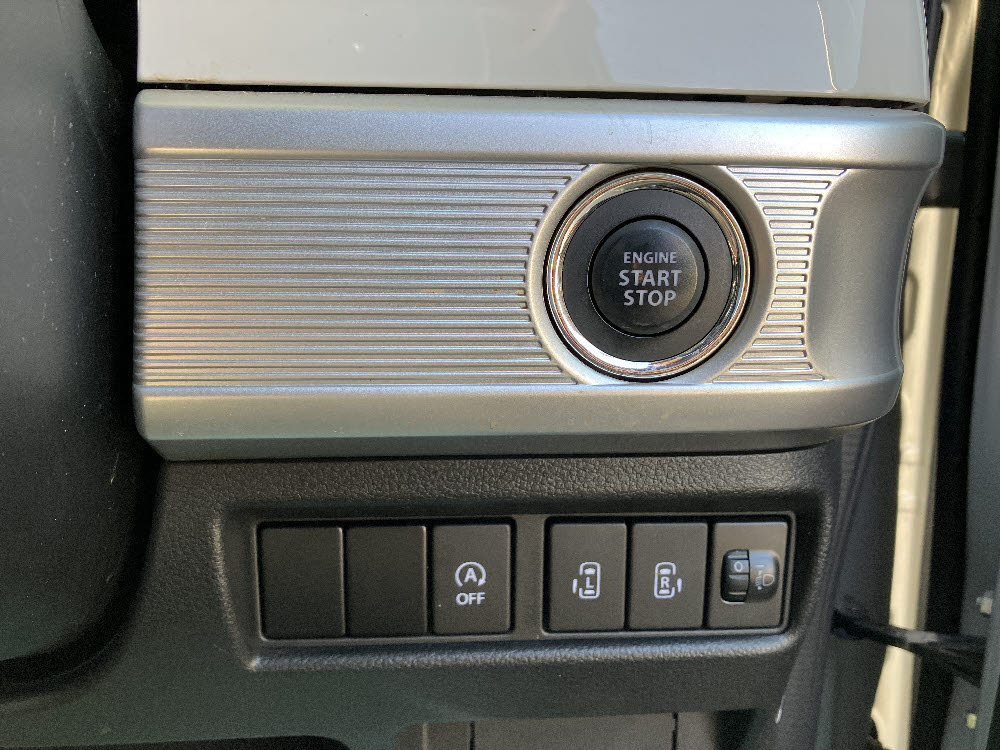 スズキ　スペーシア　HYBRID X14枚目