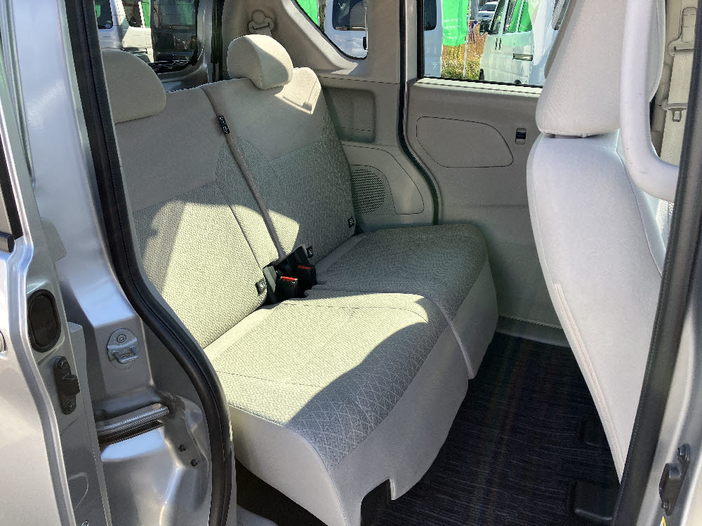 ミツビシ　ｅｋスペース　M9枚目