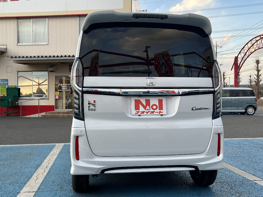 ホンダ　Ｎ ＢＯＸカスタム　GLホンダセンシング5枚目