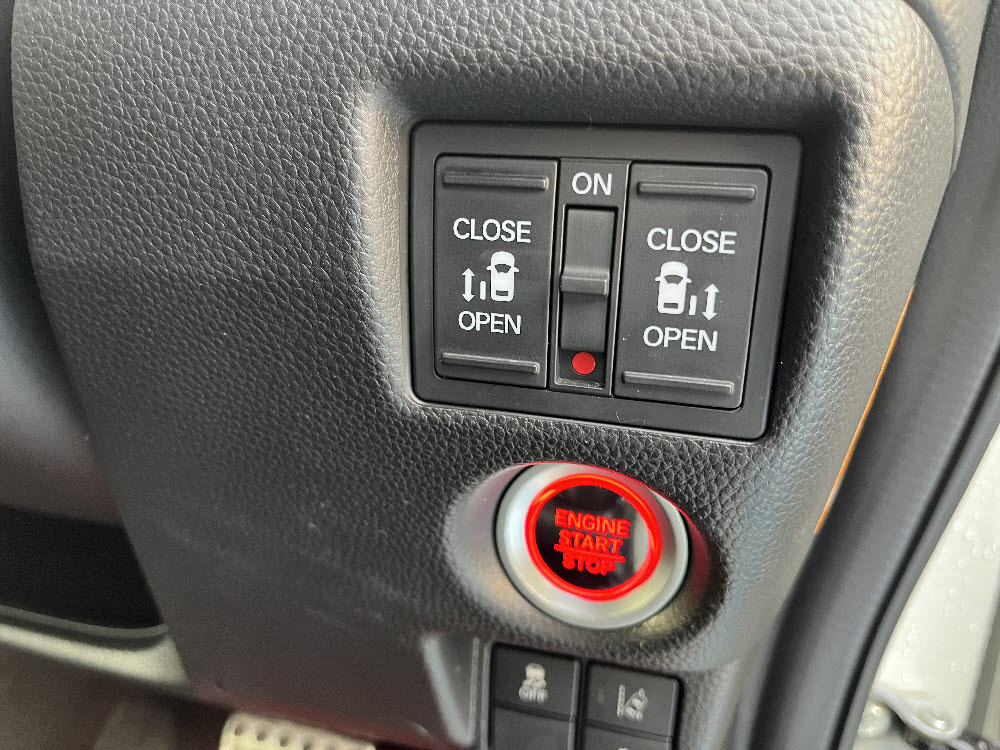 ホンダ　N　BOXカスタムG・Lターボホンダセンシング15枚目