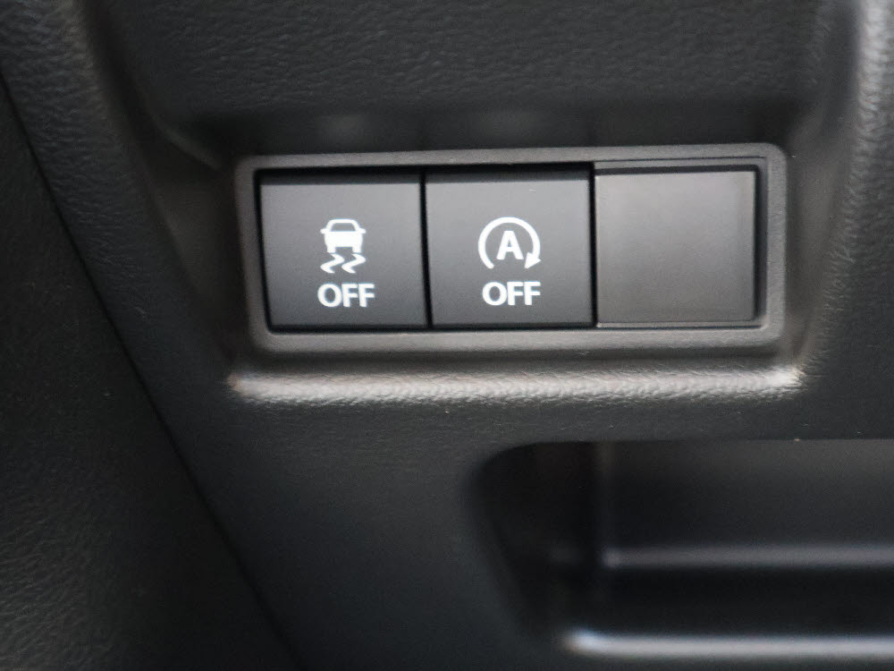 スズキ　スペーシアHYBRID　X　オーディオレス14枚目